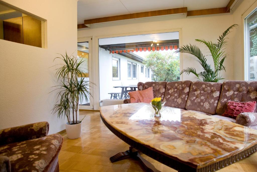 Zimmer Weiss Altenstadt Exterior foto